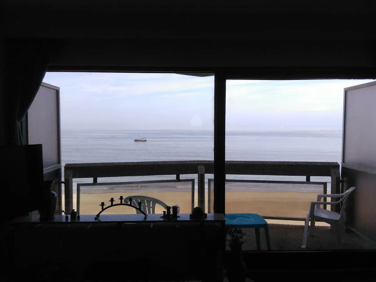Residentie Aldis Met Zeezicht Apartment Ostend